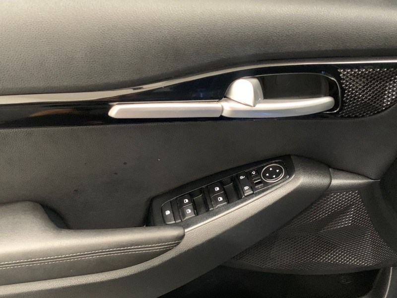 KIA Seltos  5 pts. EX Pack, 1.6l, TA, a/ac., piel, RA-17 2022
